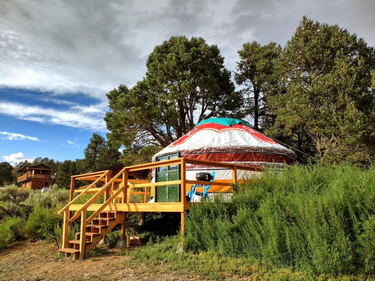 Boulder Mountain Guest Ranch Villa Bagian luar foto