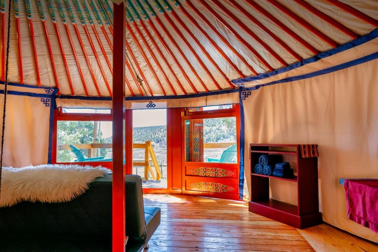 Boulder Mountain Guest Ranch Villa Bagian luar foto