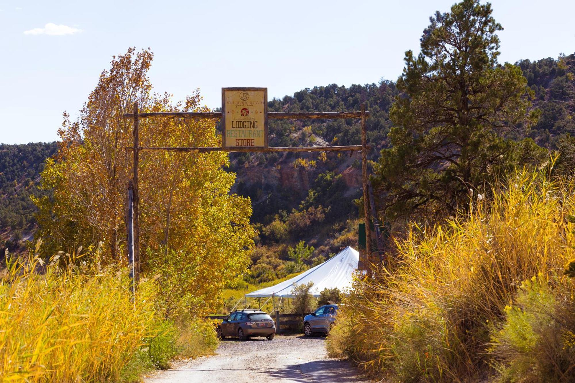 Boulder Mountain Guest Ranch Villa Bagian luar foto
