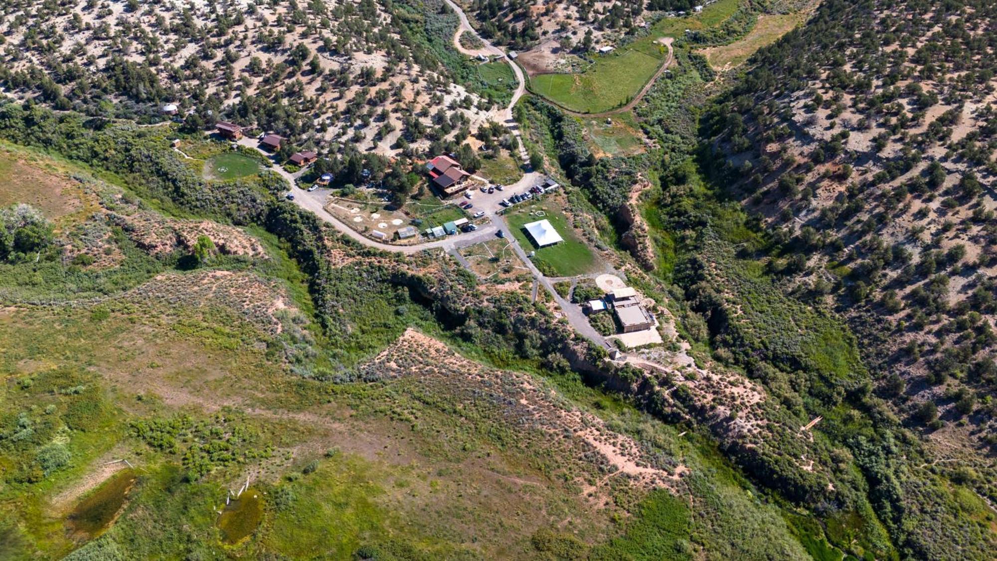 Boulder Mountain Guest Ranch Villa Bagian luar foto